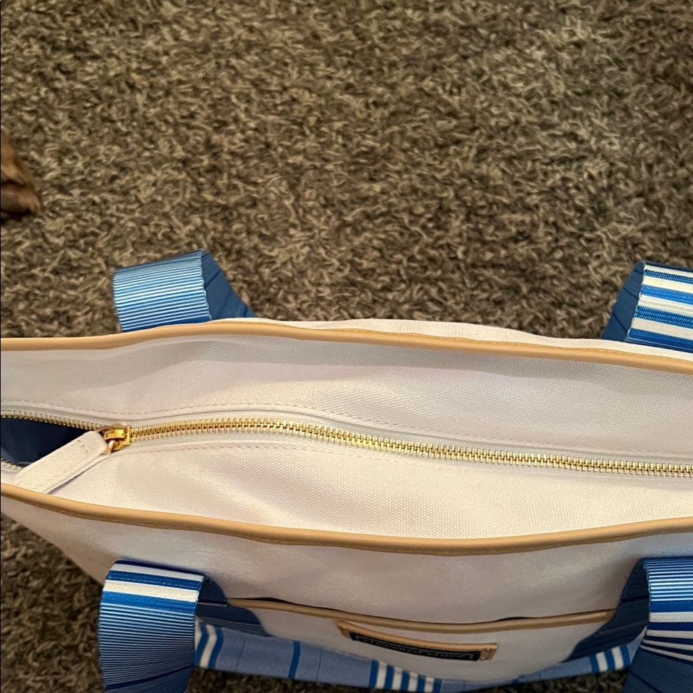 Vineyard Vines Striped Blue and Cream Tote - Picture 4 of 10